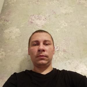 Виктор, 32 года, Санкт-Петербург