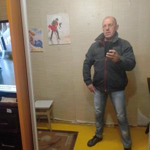 Парни в Владивостоке: Сергей, 55 - ищет девушку из Владивостока