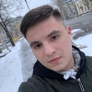 Алексей, 24 года, Киров