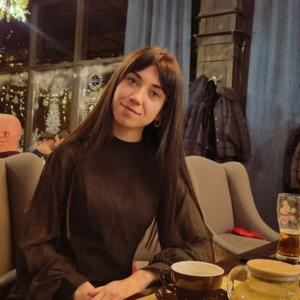 Девушки в Пятигорске: Анна, 30 - ищет парня из Пятигорска
