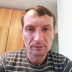 Парни в Нижневартовске: Александр, 52 - ищет девушку из Нижневартовска