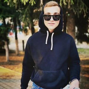 Влад, 22 года, Брянск