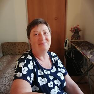 Светлана, 60 лет, Ейск
