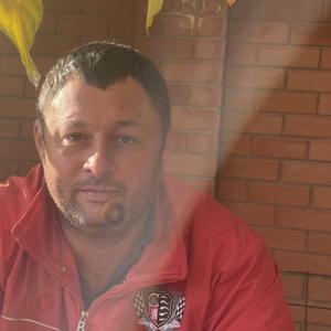 Парни в Волгограде: Ruslan, 41 - ищет девушку из Волгограда