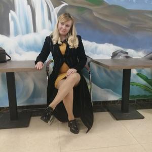 Девушки в Тамбове: Елена Истомина, 38 - ищет парня из Тамбова