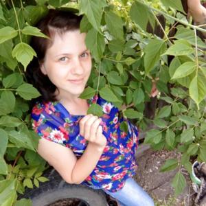 Девушки в Лесозаводске: Ксения, 31 - ищет парня из Лесозаводска