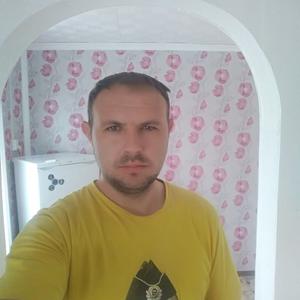 Алексей, 37 лет, Улькан