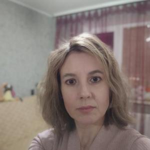 Девушки в Томске: Натали, 47 - ищет парня из Томска