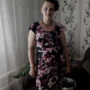 Девушки в Ульяновске: Катя, 35 - ищет парня из Ульяновска