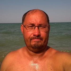 Андрей, 55 лет, Астрахань