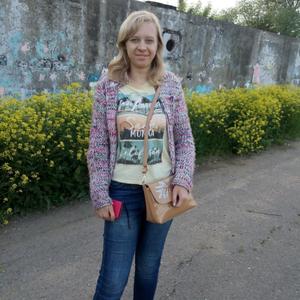Девушки в Серпухове: Ольга, 34 - ищет парня из Серпухова