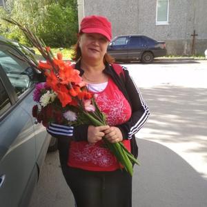 Девушки в Петрозаводске: Марина, 62 - ищет парня из Петрозаводска