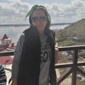 Девушки в Тольятти: Наталья, 45 - ищет парня из Тольятти