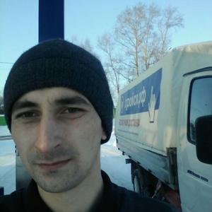 Парни в Томске: Виталий, 33 - ищет девушку из Томска