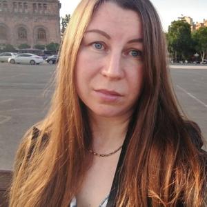 Девушки в Санкт-Петербурге: Ксения, 44 - ищет парня из Санкт-Петербурга