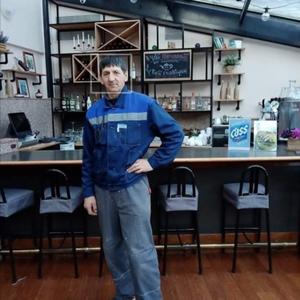 Олег, 54 года, Холмск