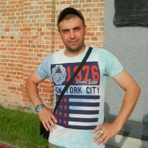 Виктор, 36 лет, Полысаево