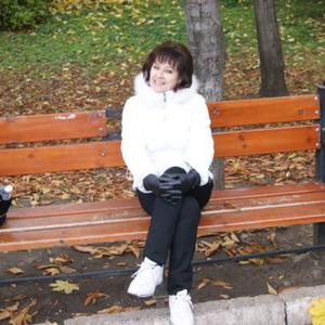 Девушки в Таганроге: Тина, 70 - ищет парня из Таганрога