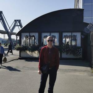 Парни в Владивостоке: Вячеслав, 52 - ищет девушку из Владивостока