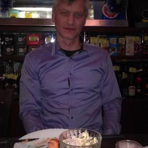 Парни в Нижний Тагиле: Сергей, 55 - ищет девушку из Нижний Тагила