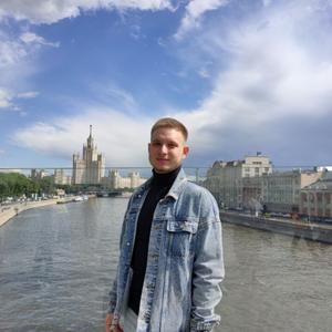 Данил, 24 года, Казань