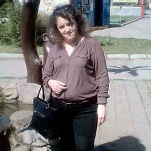 Девушки в Саратове: Алёна, 36 - ищет парня из Саратова