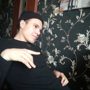 Парни в Волгодонске: Кирилл, 22 - ищет девушку из Волгодонска