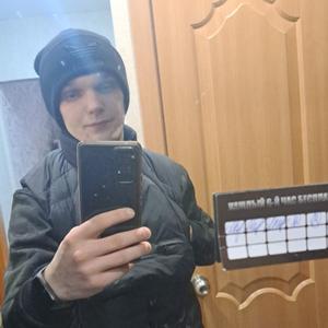 Сергей, 25 лет, Энгельс