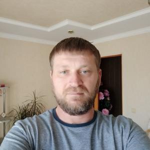 Парни в Нальчике: Rustam, 43 - ищет девушку из Нальчика