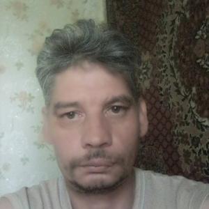Василий, 45 лет, Саратов