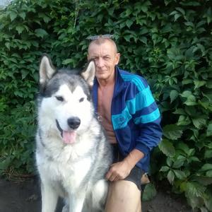 Виктор, 61 год, Омск