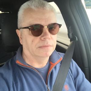 Андрей, 63 года, Санкт-Петербург