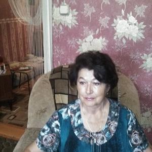 Девушки в Оренбурге: Любовь Исаева, 73 - ищет парня из Оренбурга