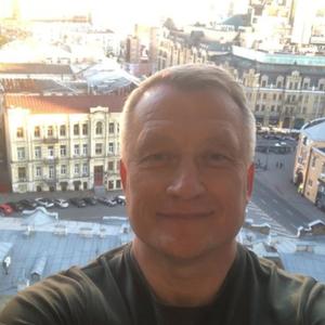 Парни в Одессе: Tony, 48 - ищет девушку из Одессы