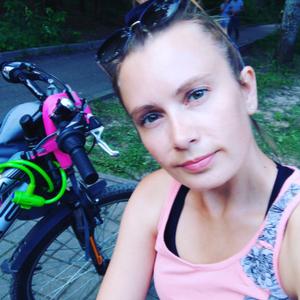 Девушки в Смоленске: Юлияовчарова, 42 - ищет парня из Смоленска