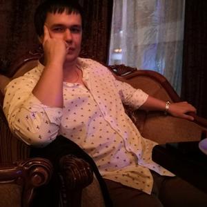 Парни в Саратове: Евгений Торгашов, 33 - ищет девушку из Саратова