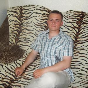 Артём, 27 лет, Саратов
