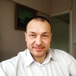 Виктор, 49 лет, Березники