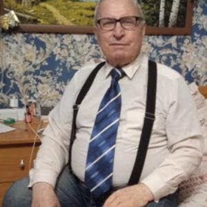 Анатолий, 73 года, Москва