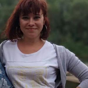 Девушки в Оренбурге: Елена, 48 - ищет парня из Оренбурга