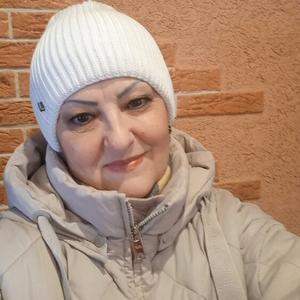 Девушки в Новокузнецке: Ольга, 65 - ищет парня из Новокузнецка