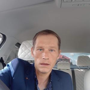 Юрий, 46 лет, Новороссийск