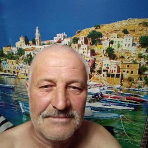 Василий, 62 года, Новосибирск
