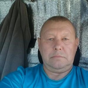 Парни в Волгограде: Андрей, 62 - ищет девушку из Волгограда
