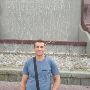 Парни в Томске: Антон, 41 - ищет девушку из Томска