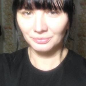 Девушки в Омске: Наталья, 44 - ищет парня из Омска