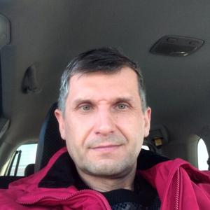 Парни в Бийске: Александр, 45 - ищет девушку из Бийска