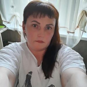 Девушки в Мурманске: Юлия, 49 - ищет парня из Мурманска