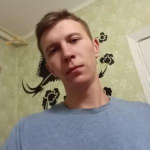 Анатолий, 22 года, Украина