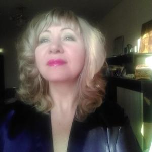 Девушки в Новомосковске: Самойлова Наталья Александровна, 52 - ищет парня из Новомосковска